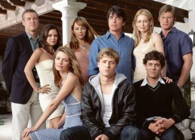 Where are they now? As The OC returns to RTE Player, let’s check in on the cast - evoke.ie - California - Ireland