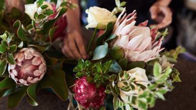 The 11 Best Mother's Day Flower Delivery Services - www.etonline.com