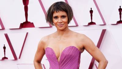 Halle Berry Reveals That Her Stunning Bob Cut For Oscars Was Fake Fans Have A Lot To Say - hollywoodlife.com