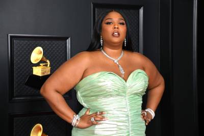 Lizzo Posts Tearful TikTok: ‘I Don’t Want To Feel This Way Anymore’ - etcanada.com
