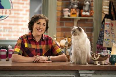 Fox Renews ‘Call Me Kat’ With Mayim Bialik for Season 2 - variety.com - Jordan - county Leslie