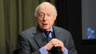 Norman Lloyd, Star of ‘St Elsewhere’ and ‘Dead Poets Society,’ Dies at 106 - thewrap.com - New York - New Jersey - county Hitchcock