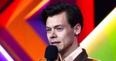 Harry Styles’ BRIT Awards Speech Leaves Fans Worried He’s Losing His British Accent - www.usmagazine.com - Britain