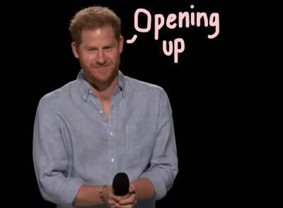 Prince Harry Talks Nude Vegas Photos, Wanting To Quit The Royal Family In His Early 20s, Mental Health & MORE On Armchair Expert - perezhilton.com