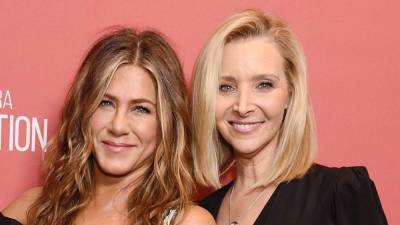 Lisa Kudrow Hilariously Reveals Why Her Son Used to Think Jennifer Aniston Was His Mom - www.etonline.com