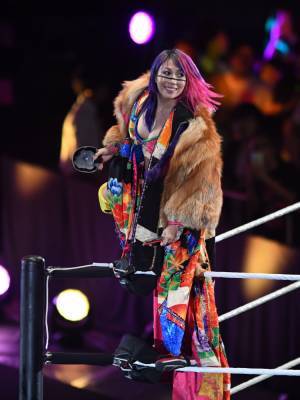 Watch: WWE’s Asuka Details Her Own Experiences With Racism: ‘It’s A Waste Of Time To Be Hateful’ - etcanada.com - Canada - Japan