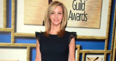 Lisa Kudrow's son called Jennifer Aniston 'mommy' - www.msn.com