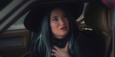 WandaVision's Kathryn Hahn join Netflix's Knives Out 2 - www.msn.com