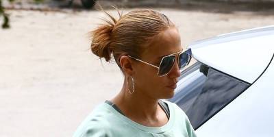 Jennifer Lopez Hits the Gym a Few Days After Her Getaway with Ben Affleck - www.justjared.com - Miami - Florida - Montana