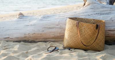 Upgrade Your Summer Getaway With These Beach Bag Essentials - www.usmagazine.com