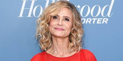 Kyra Sedgwick Puts ABC on Blast After Canceling 'Call Your Mother' After One Season - www.justjared.com