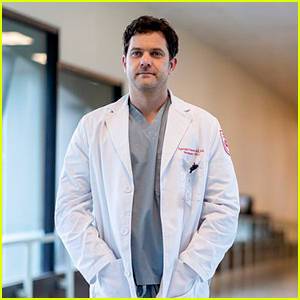 Peacock Debuts First Look at Joshua Jackson as a Killer Doctor in 'Dr. Death' Series - www.justjared.com - county Dallas