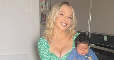 Helen Flanagan praised by midwife as a 'lovely role model' for openly promoting breastfeeding - www.manchestereveningnews.co.uk