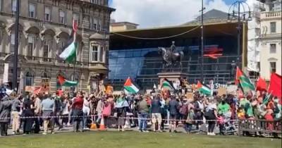 Hundreds of pro-Palestine activists descend on George Square with flags to 'stand against Israeli violence' - www.dailyrecord.co.uk - Britain - Israel - Palestine