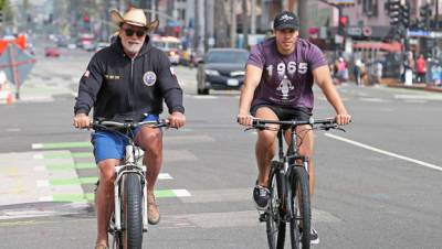Joseph Baena, 23, Bonds With Dad Arnold Schwarzenegger On Venice Beach Bike Ride — See Pics - hollywoodlife.com - Los Angeles - city Venice