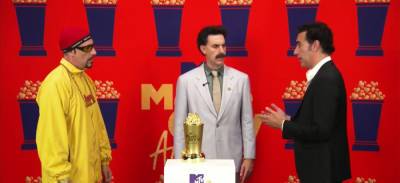 Sacha Baron Cohen Reprises Borat, Ali G, & Bruno While Accepting Comedic Genius Award at MTV Awards 2021 - Watch Now! - www.justjared.com - Australia