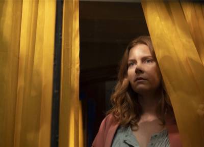 Viewers say ‘set your expectations low’ for underwhelming The Woman in the Window - evoke.ie