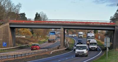 Children play deadly game of 'chicken' with dual carriageway traffic near Perth - www.dailyrecord.co.uk