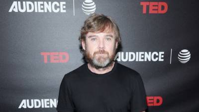 Ricky Schroder Apologizes to Costco Employee After Posting Their Confrontation About Masks - www.etonline.com - California