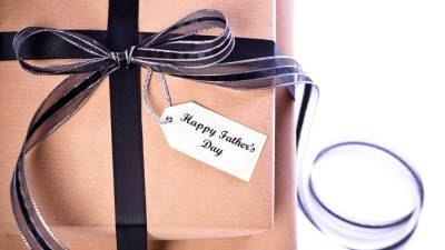Father's Day Gift Guide 2021: What to Get Dad This Year - www.etonline.com