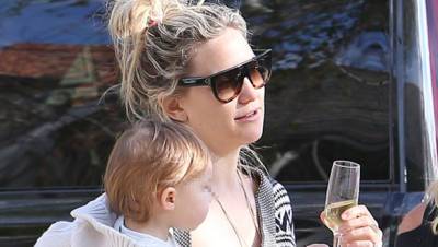 Kate Hudson - Rani Rose - Kate Hudson Mini-Me Daughter Rani Rose, 2, Are So Cute Twinning In Sunglasses – Pic - hollywoodlife.com