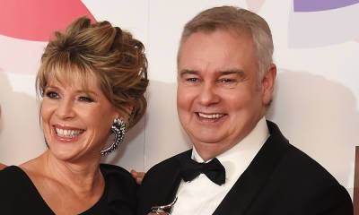 Eamonn Holmes delights fans with must-see family photo - hellomagazine.com