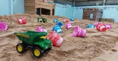 Cockfields Farm opens giant indoor sandpit as part of expansion - www.manchestereveningnews.co.uk - Manchester