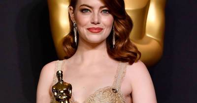 Emma Stone Has One Memory From Winning Her Oscar in 2017 (& It All Has to Do with Another A-List Star!) - www.justjared.com