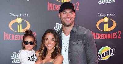 Jana Kramer Says Daughter Jolie ‘Knows’ About Mike Caussin Split: She’s ‘Telling Everyone’ - www.usmagazine.com