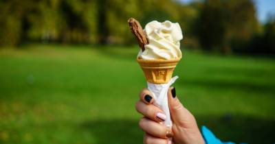 UK hit by Cadbury 99 Flake shortage as they fail to keep up with unexpected surge in demand - www.ok.co.uk - Britain