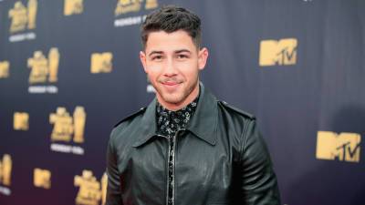 'The Voice' coach Nick Jonas reveals he cracked his ribs in a recent bike accident: 'It kind of hurts' - www.foxnews.com