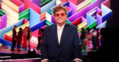 Elton John celebrates major achievement inside lavish living room - www.msn.com