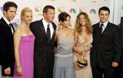 There’s someone missing from the Friends reunion line-up and fans are furious - www.msn.com