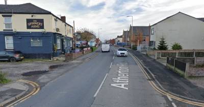 Man seriously injured after being struck by car in Wigan - www.manchestereveningnews.co.uk