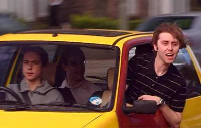 ‘The Inbetweeners’ iconic “bus wanker” car is going up for auction - www.nme.com - Hawaii