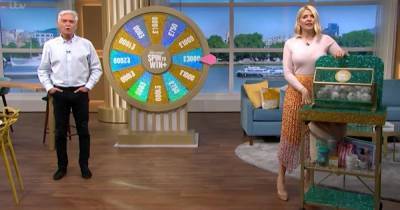 Holly Willoughby and Phillip Schofield backtrack after being left stunned by Spin to Win player - www.manchestereveningnews.co.uk