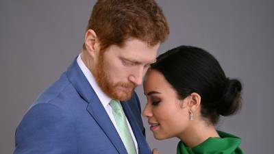 Lifetime Casts Its Prince Harry and Meghan Markle for ‘Escaping the Palace’ TV Movie - thewrap.com - Jordan