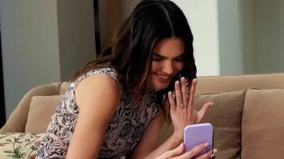 Kendall Jenner Pranks Her Mom and Sisters Saying She's Engaged and Pregnant - www.etonline.com