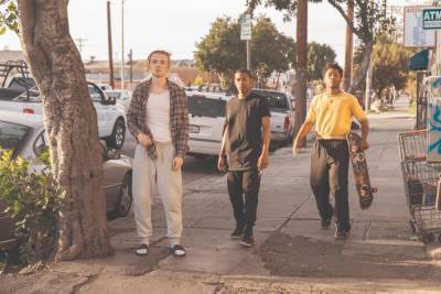 ‘Gully’ Trailer: Three Friends Try To Survive Their Violent Neighborhood In Nabil Elderkin’s Drama - theplaylist.net - Los Angeles