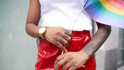 21 LGBTQ+ Pride Tattoos To Celebrate Love And Resilience - www.glamour.com