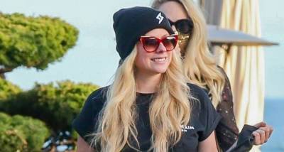 Avril Lavigne Rocks Leather Pants for Lunch with Friends - www.justjared.com - Malibu