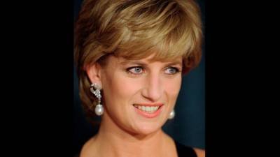 Ex-BBC head quits gallery job amid Diana interview fallout - abcnews.go.com - Britain