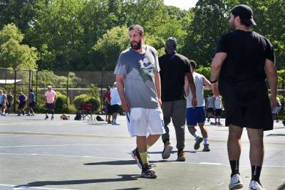 Adam Sandler - Basketball - Adam Sandler ‘having fun’ but takes no shots in Long Island pick-up basketball game - nypost.com - city Sandler - county Long - city Sandman