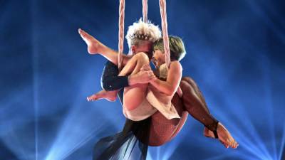 Pink's Daughter Willow Joins Her in Aerial Performance at 2021 Billboard Music Awards - www.etonline.com