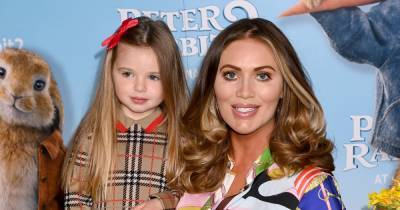 Amy Childs and Billie Faiers lead TOWIE stars enjoying fun-filled family day out - www.ok.co.uk