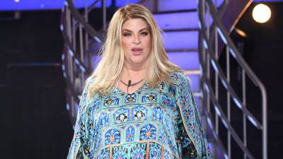Kirstie Alley slams media, government after reports Wuhan workers fell ill with coronavirus symptoms in 2019 - www.foxnews.com - USA - city Wuhan