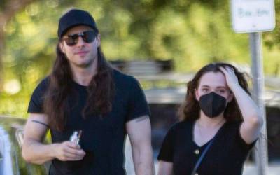Kat Dennings - Kat Dennings Spotted Shopping with Fiance Andrew WK at Vintage Clothing Store - justjared.com - city Burbank