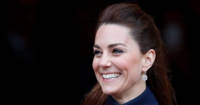 Kate Middleton is the 'glue' holding the royal family together, says expert - www.ok.co.uk - Australia