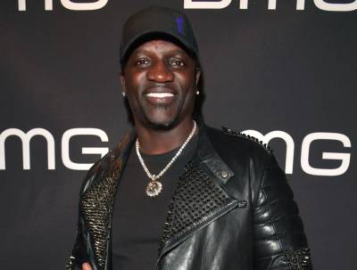 Akon Has His SUV Stolen While Pumping Gas In Atlanta - etcanada.com