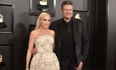 Blake Shelton says wedding to Gwen Stefani would be ‘pretty classless’ if he planned it - us.hola.com - France - USA